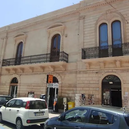 Palazzo Santa Rosalia-3