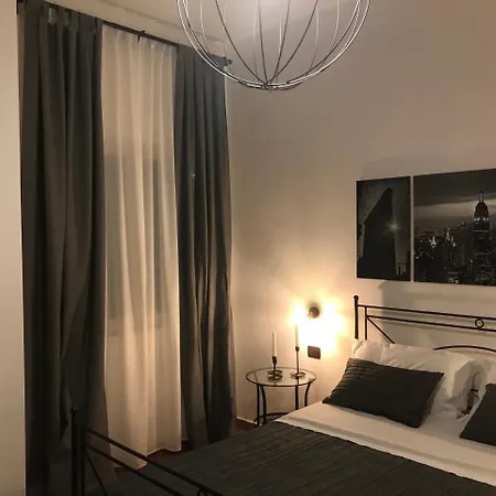Holiday Rooms Portale Pirrera-3